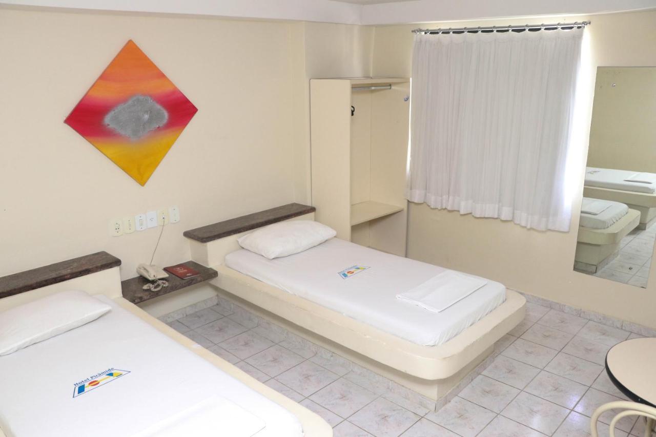 Hotel Piramide Pituba - Av Paulo VI Salvador Kültér fotó