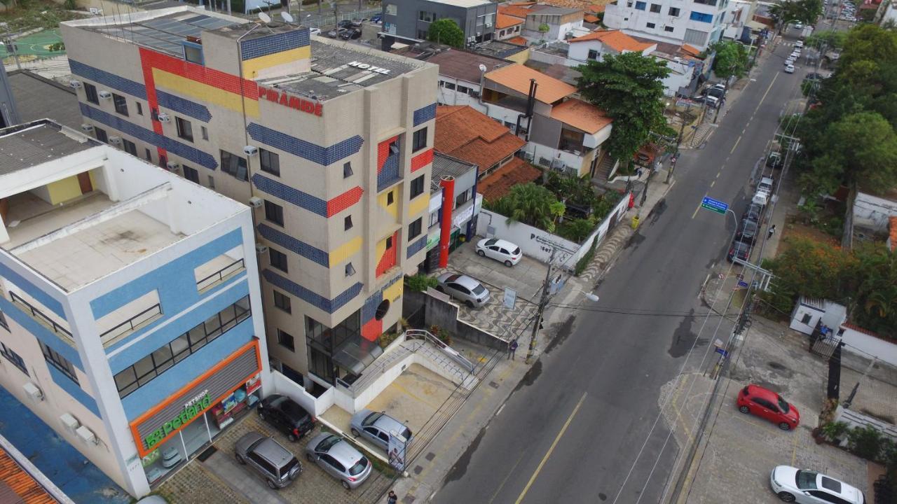 Hotel Piramide Pituba - Av Paulo VI Salvador Kültér fotó
